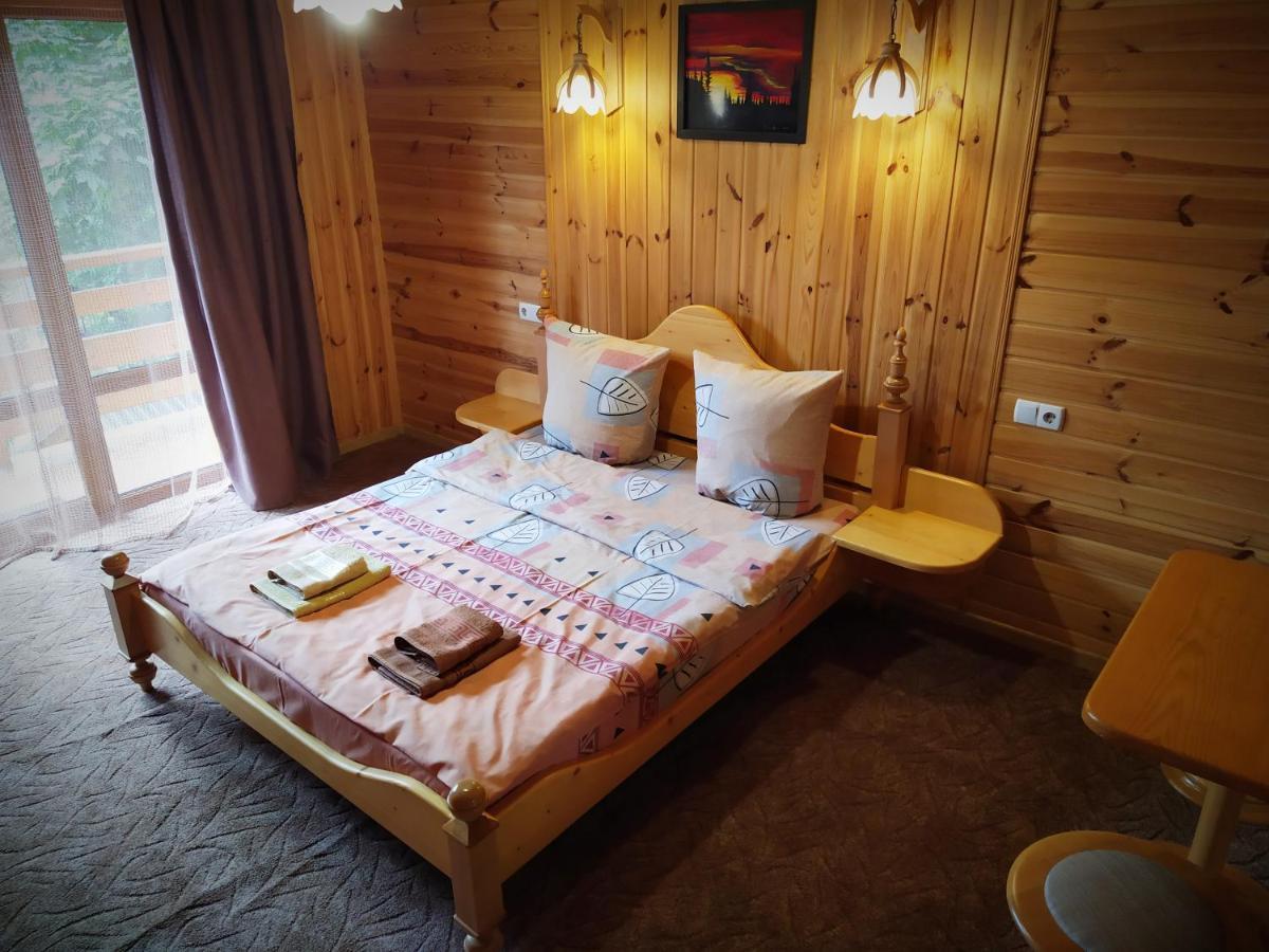 Guest House Shafran Jaremtsje Buitenkant foto