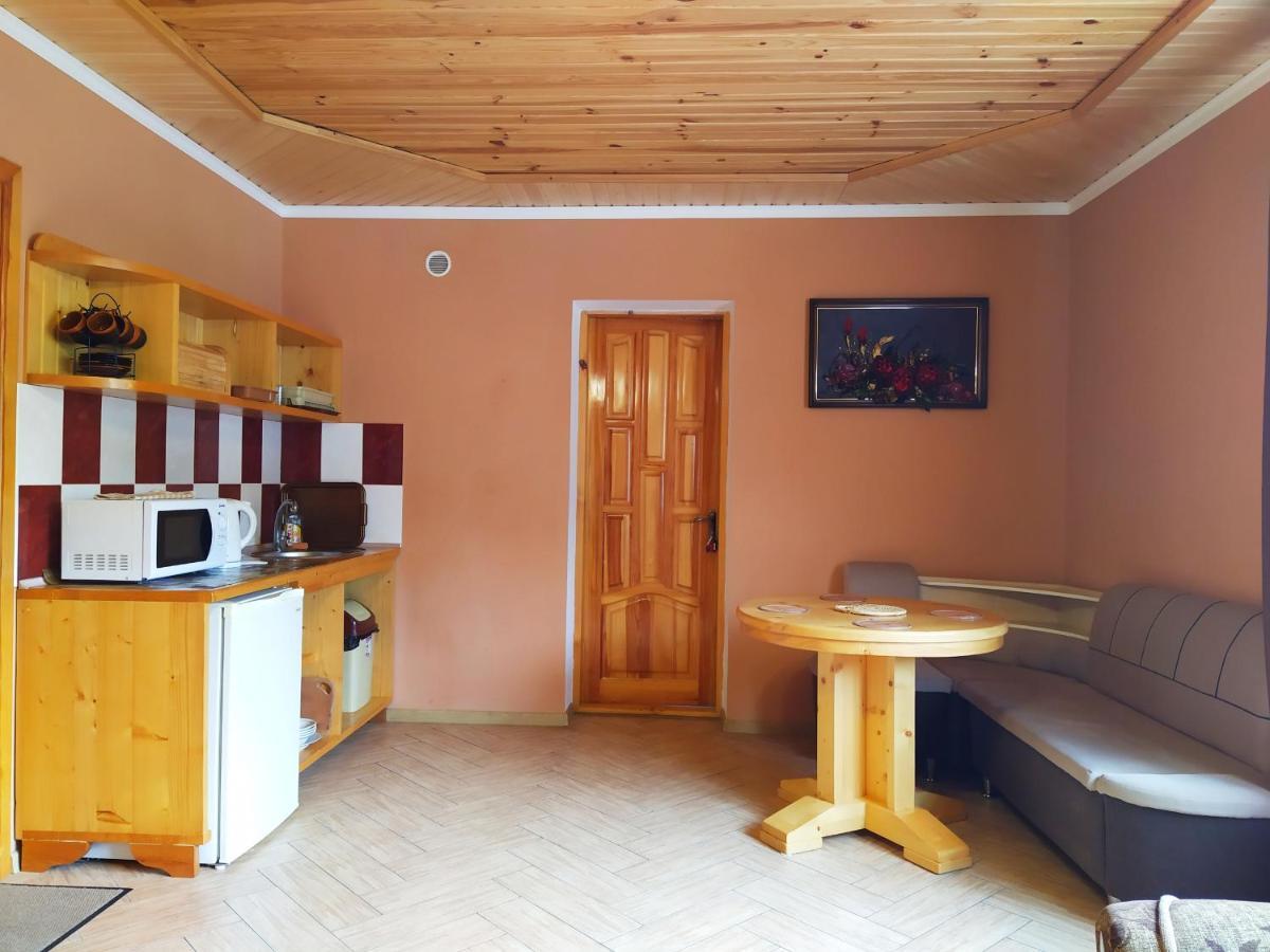 Guest House Shafran Jaremtsje Buitenkant foto