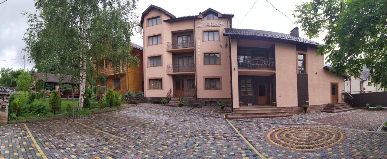 Guest House Shafran Jaremtsje Buitenkant foto
